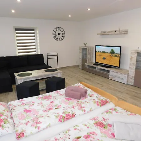 Baza Wypadowa 3 * Leśna